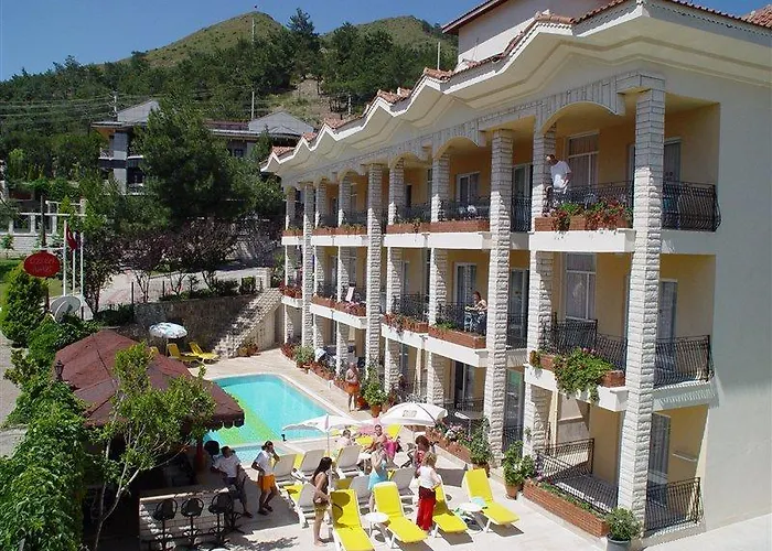 Hotel Ozlem 1 İçmeler